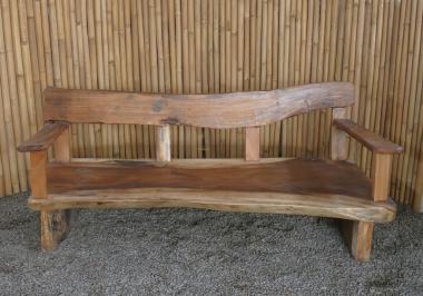 Kategoriebild der Kategorie “Unikate aus Holz, Möbel, Skulpturen und Türen”