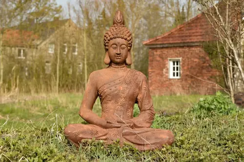 Product image of the product “Seated Buddha, Indian, 75 cm H ”