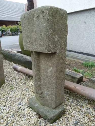 Artikelbild des Artikels “Tikki ca 60 cm high, small lips “