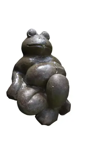 Artikelbild des Artikels “Liegender Frosch als Wasserspiel, 46 cm lang “