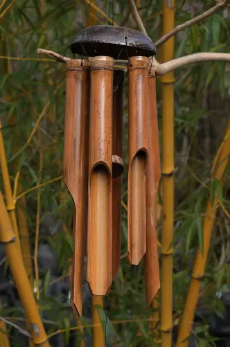 Artikelbild des Artikels “Windspiel Bali, 40 cm | Bambus und Kokosnuss. Natürlich “