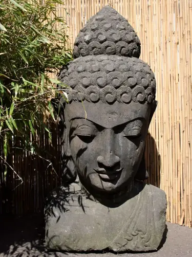 Artikelbild des Artikels “Buddha-Büste, 100 cm, handveredelt & coloriert “