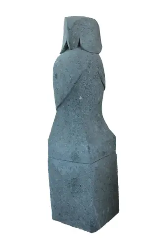 Artikelbild des Artikels “SALE – Sitzende Eule auf Sockel, 120 cm “
