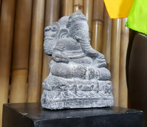 Artikelbild des Artikels “Sitzender Ganesha, 15 cm, grau “
