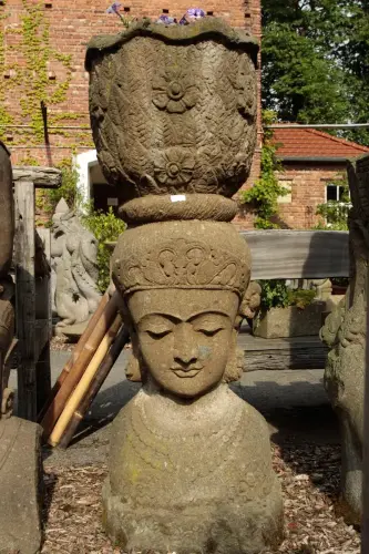 Product image of the product “Lady head with bowl, 150cm height ”