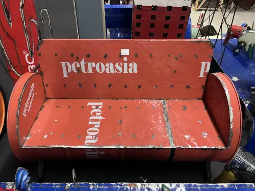 Artikelbild des Artikels “Sofa, Modell 2 Petroasia, für 2 Personen “