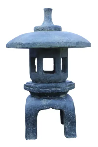 Artikelbild des Artikels “Japanische Gartenlaterne, 70 cm hoch, Steinguss, handgefertigt & farbig “