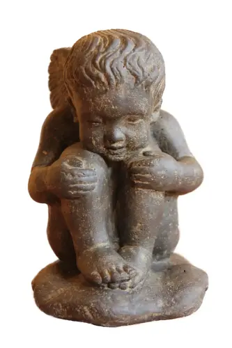 Product image of the product “Angel sitting, cast stone, 37cm height 37x27x24cm ”