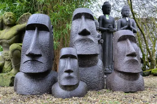 Artikelbild des Artikels “Moai, Größe S (15- 40 cm) “