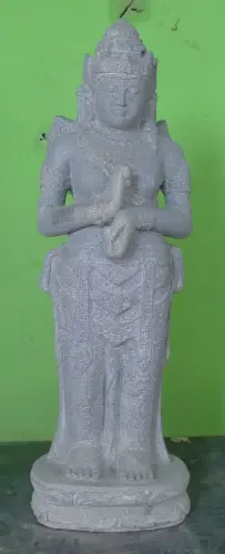 Product image of the product “Standing Dewi Sri, “Turning of the Wheel,” 80 cm high, river stone, stone Dewi Sri ”
