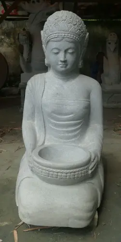 Product image of the product “The sculpture is Princess of Bali (Seated Ladies) made from Riverstone, H. 93 cm ”