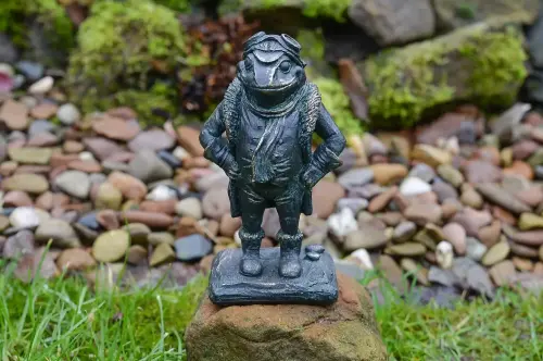 Artikelbild des Artikels “Mr. Toad, niedliche Kröte, Bronzeoptik, 17 cm “