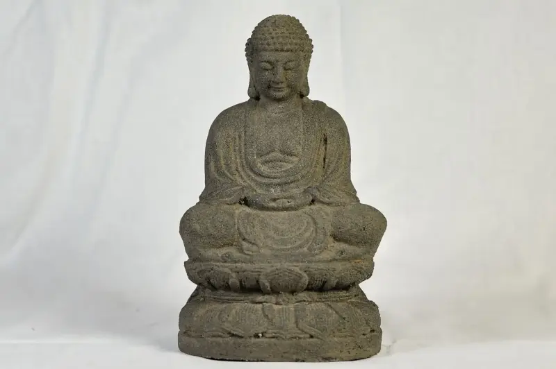Artikelbild 1 des Artikels “Buddha Japan, sitzend, Steinguss, 19 cm, Antikfinish “