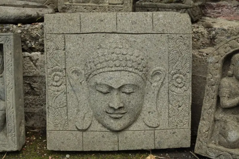 Artikelbild 1 des Artikels “Relief Buddhagesicht 60 x 60 cm - Nur zur Abholung “