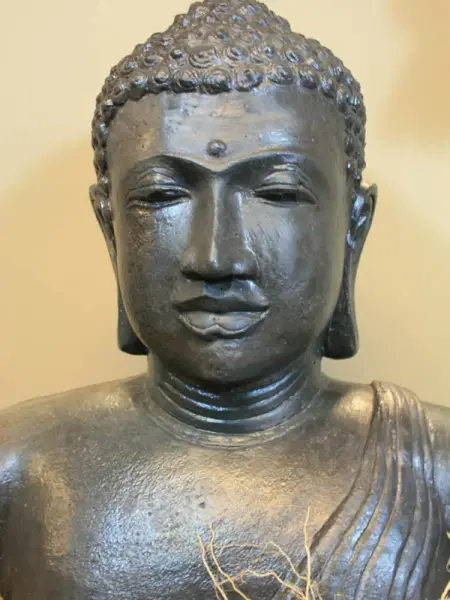 Artikelbild 1 des Artikels “Buddha-Büste, Steinguss, 55 cm Höhe “