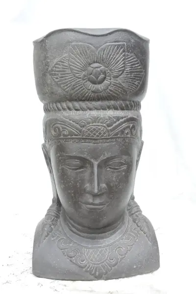 Product image 1 of the product “Ken Dede's head as plant pot, 100 cm H ”