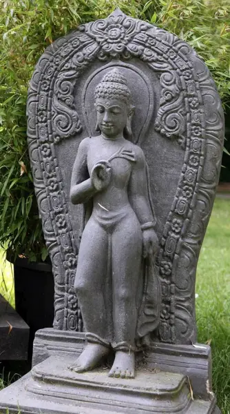 Artikelbild 1 des Artikels “Stehendes Buddha-Relief, Steinguss, 130cm “