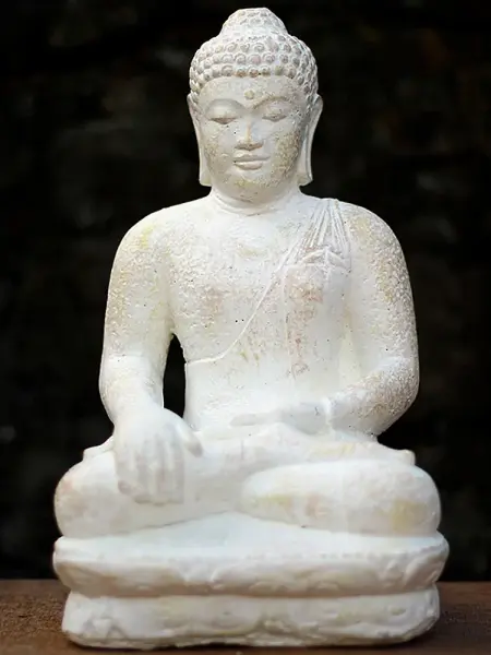 Artikelbild 1 des Artikels “Buddha-Figur, sitzend, 35 cm, weiß “