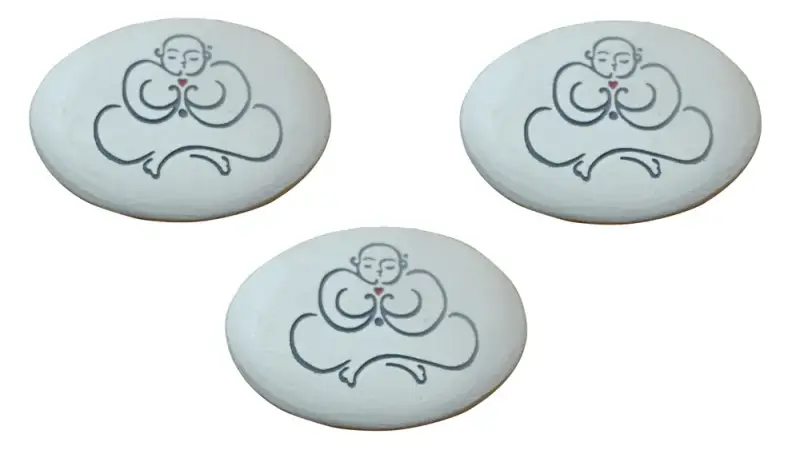 Product image 1 of the product “White stone with Buddha calligraphy as magnetic holder, 3 pieces ”