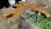 Artikelbild 2 des Artikels “Unikat - Beistelltisch mit Metallbeinen, die Platte ist aus einem Stück Teakwurzel gefertigt. Größe etwa 73 cm Länge und 70 cm Breite, 5,5cm Dicke, Höhe ist 45cm “