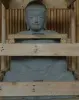 Artikelbild 2 des Artikels “Sitzender japanischer Buddha aus Flussstein in Dhyana-Stellung - Geste der Meditation, H. 78cm “
