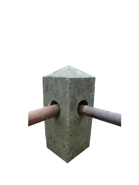 Artikelbild 2 des Artikels “Pfahl für Zaun, Ecke, 50cm hoch, Basanit “