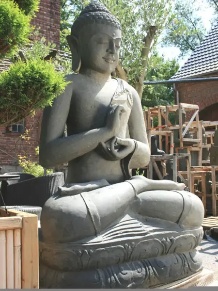 Artikelbild 2 des Artikels “Sitzender Buddha, 170cm hoch, antikisiert “