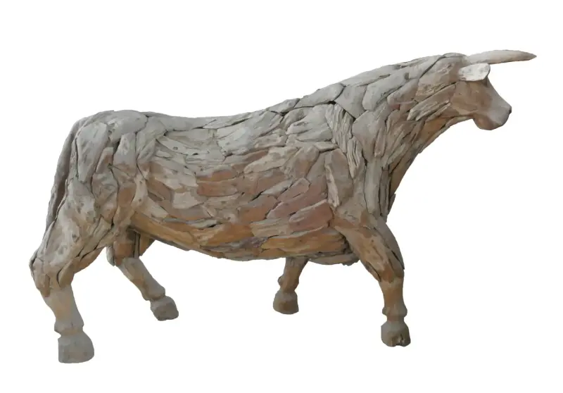 Artikelbild 2 des Artikels “Stehender Stier. Kunstvoll gefertigt aus einzelnen Teakholzstücken. Der Kopf ist aus Holz geschnitzt. Die Größe ist 247cm Länge. “