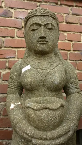 Artikelbild 2 des Artikels “Stehende Dewi Sri – Balis Reisgöttin, 120 cm - Nur zur Abholung “