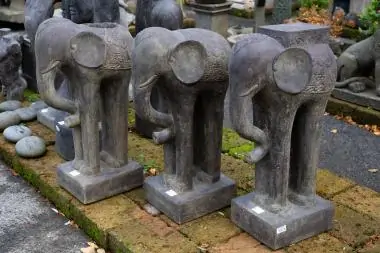 Artikelbild 2 des Artikels “Elefantenskulptur mit Öffnung zum Bepflanzen, 90 cm “
