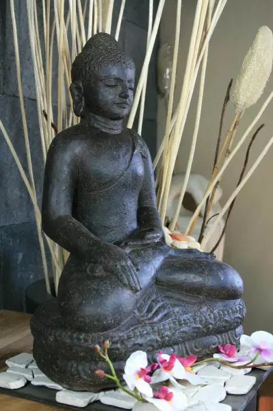 Artikelbild 2 des Artikels “Buddha-Figur, sitzend, indisch, 45 cm “