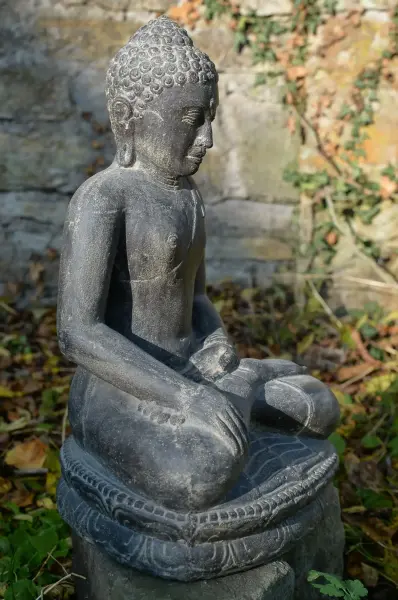Product image 2 of the product “Seated Buddha, Indian, 60 cm H ”