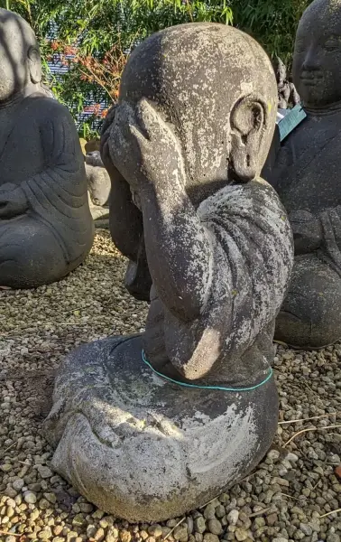 Product image 2 of the product “Sitting monk with closed eyes, 47 cm height, cast stone, handcrafted & coloured ”