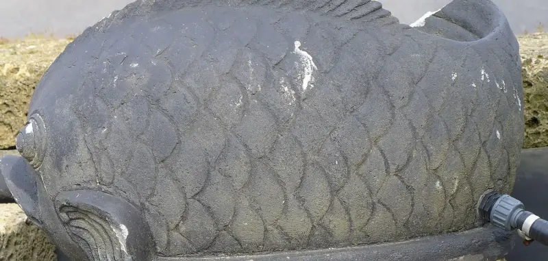 Artikelbild 2 des Artikels “Fisch auf Sockel als Wasserspiel, 60 cm “