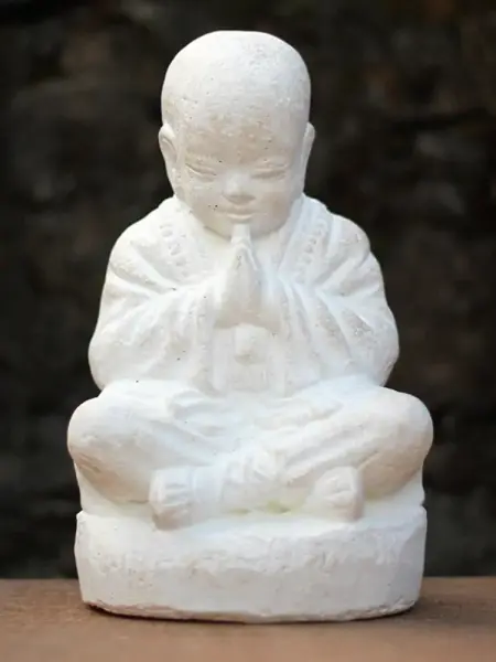 Artikelbild 2 des Artikels “Sitzender Mönch, 32 cm “