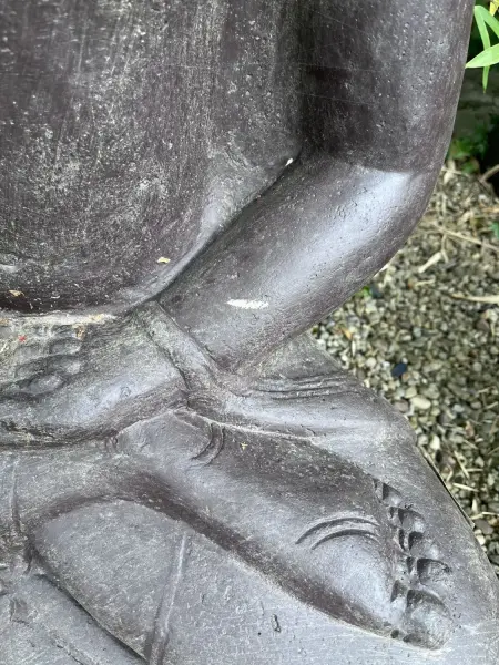 Product image 2 of the product “Sitting buddha, India, 100 cm height, cast stone, hollow, handcrafted & coloured ”
