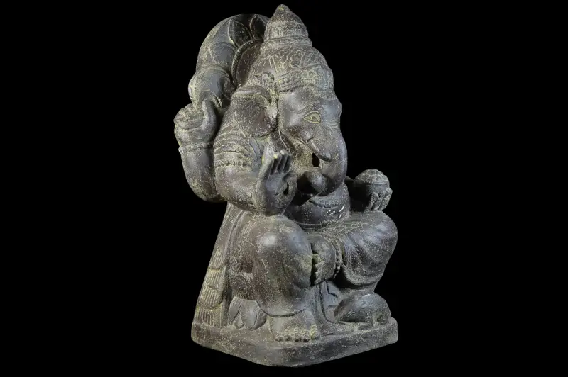 Artikelbild 2 des Artikels “Ganesha sitzend, ca. 45 cm, Steinguss “