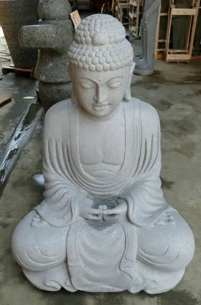 Artikelbild 2 des Artikels “Sitzender japanischer Buddha aus Flussstein in Dhyana-Stellung - Geste der Meditation, H. 121cm “