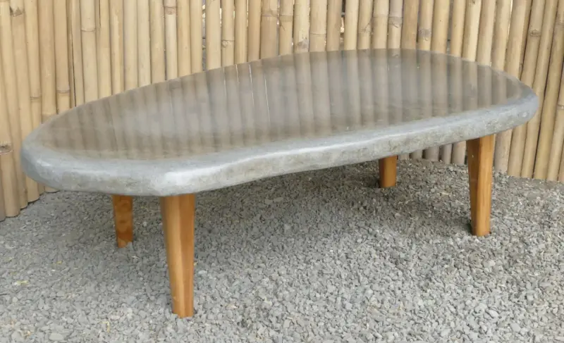 Product image 2 of the product “table made of riverstone with wooden feet. size approx. 129x84x38 cm ”