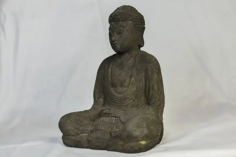 Artikelbild 3 des Artikels “Buddha-Figur, sitzend, japanisch, 21 cm, oliv “