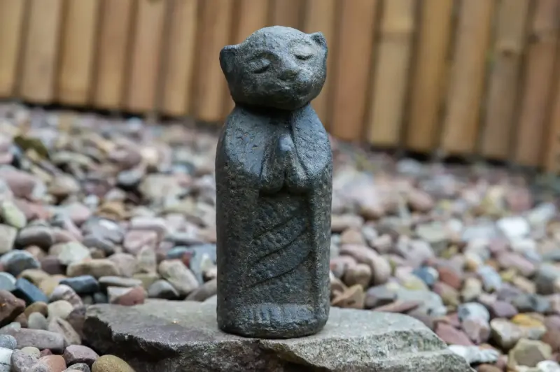Artikelbild 3 des Artikels “Stehender Katzenmönch, eher schlank, 20 cm “