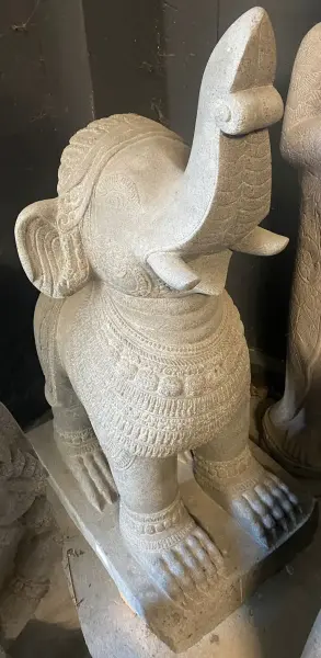Artikelbild 3 des Artikels “Gajasimha, Reproduktion “