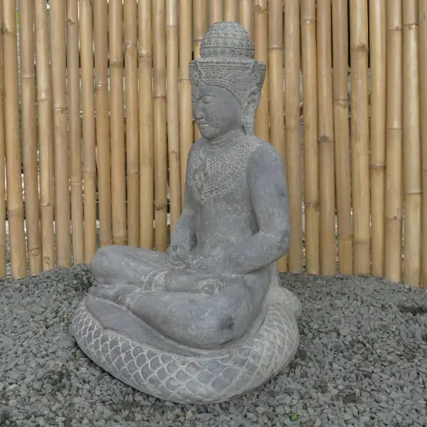 Artikelbild 3 des Artikels “Sitzender Buddha, Khmer-Stil, 71 cm Höhe, Flussstein “