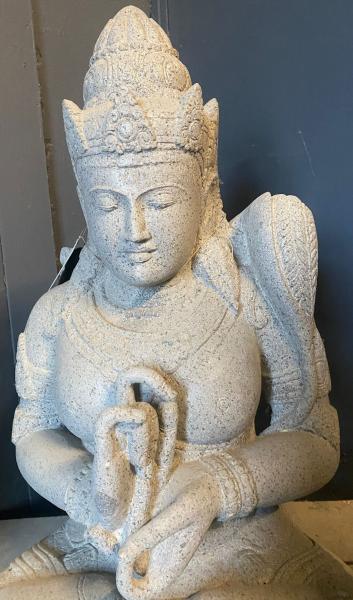 Product image 3 of the product “Seated Dewi Sri, position chakra turning the wheel, 76cm high riverstone grey, modell with sativa ”