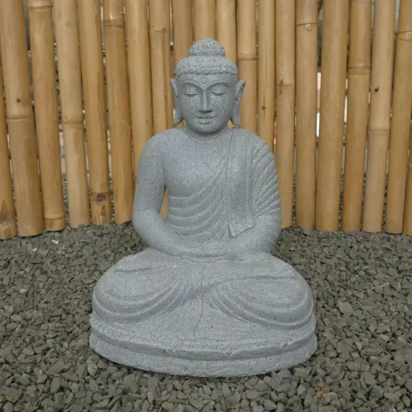 Artikelbild 3 des Artikels “Sitzender Buddha aus Flussstein, Meditationshaltung, H. 45cm. “