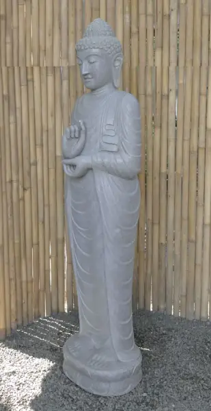 Artikelbild 3 des Artikels “Stehender Buddha aus Flussstein in Dharmachakra-Position - Geste des Rades der Dharma-Lehre. Etwa 180cm Höhe. “