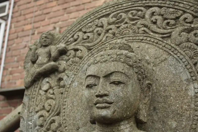 Artikelbild 4 des Artikels “Buddha-Figur, sitzend, Museumsreplikat, ca. 140 cm “