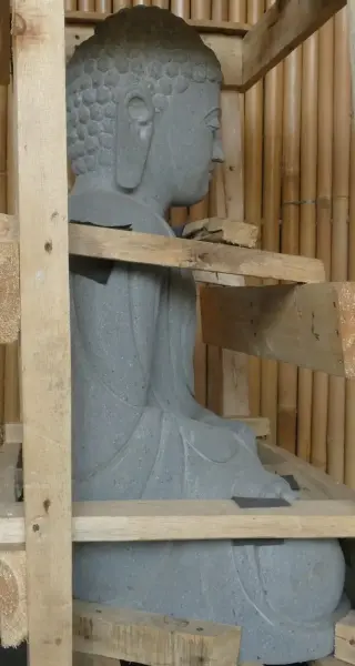 Artikelbild 4 des Artikels “Sitzender japanischer Buddha aus Flussstein in Dhyana-Stellung - Geste der Meditation, H. 78cm “