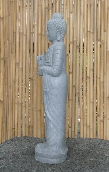 Artikelbild 4 des Artikels “Stehender Buddha aus Flussstein in Dharmachakra-Position - Geste des Rades der Dharma-Lehre. Ungefähr 151cm Höhe “