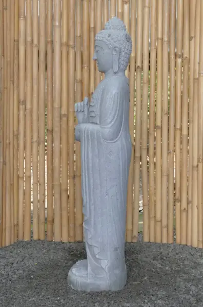 Artikelbild 4 des Artikels “Stehender Buddha aus Flussstein in Dharmachakra-Stellung - Geste des Rades der Dharma-Lehre. Ca. 143cm Höhe “